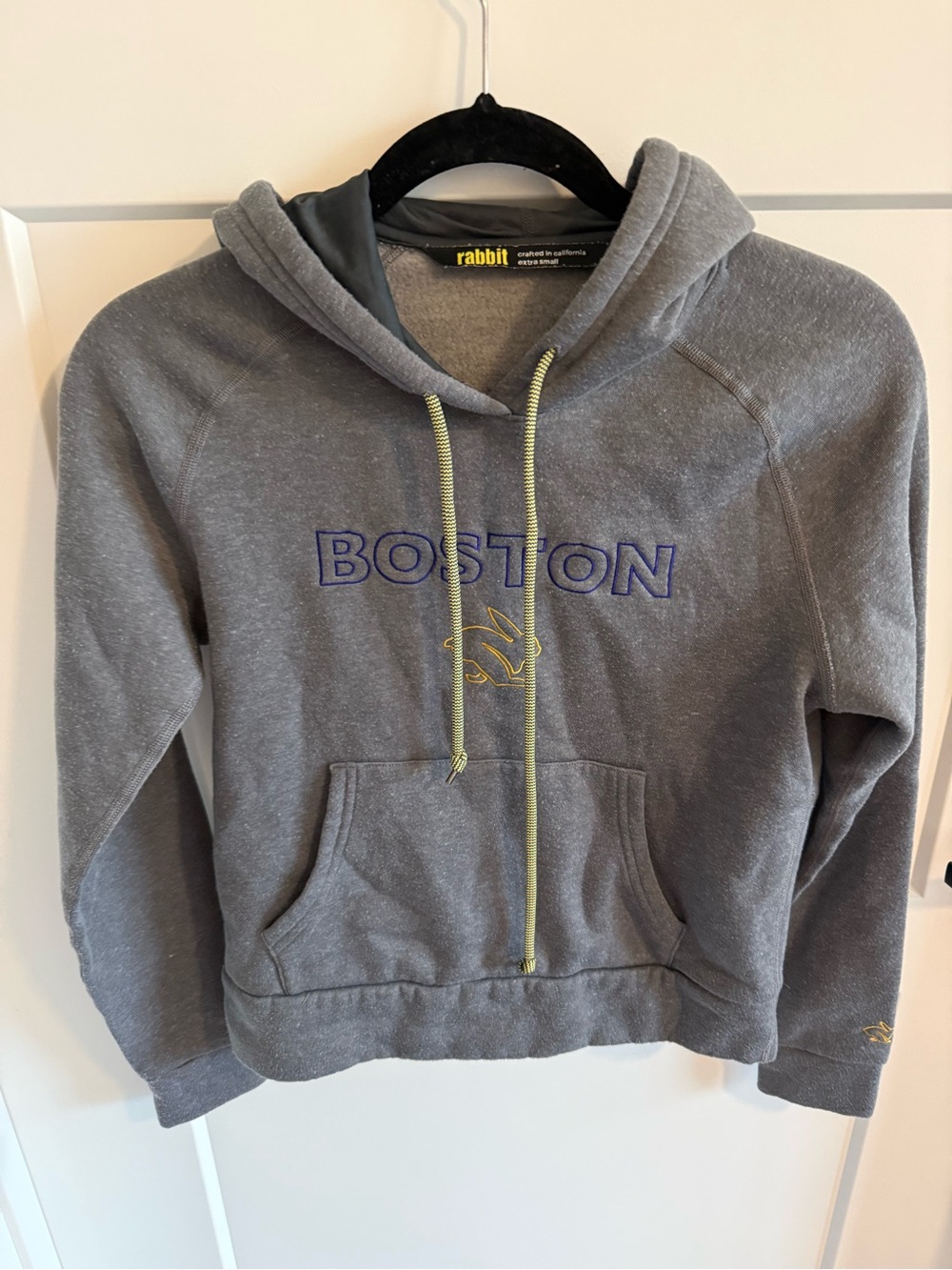 Rabbit Boston Running Hoodie Women’s XS Gray Embroidered Pullover Sweatshirt
